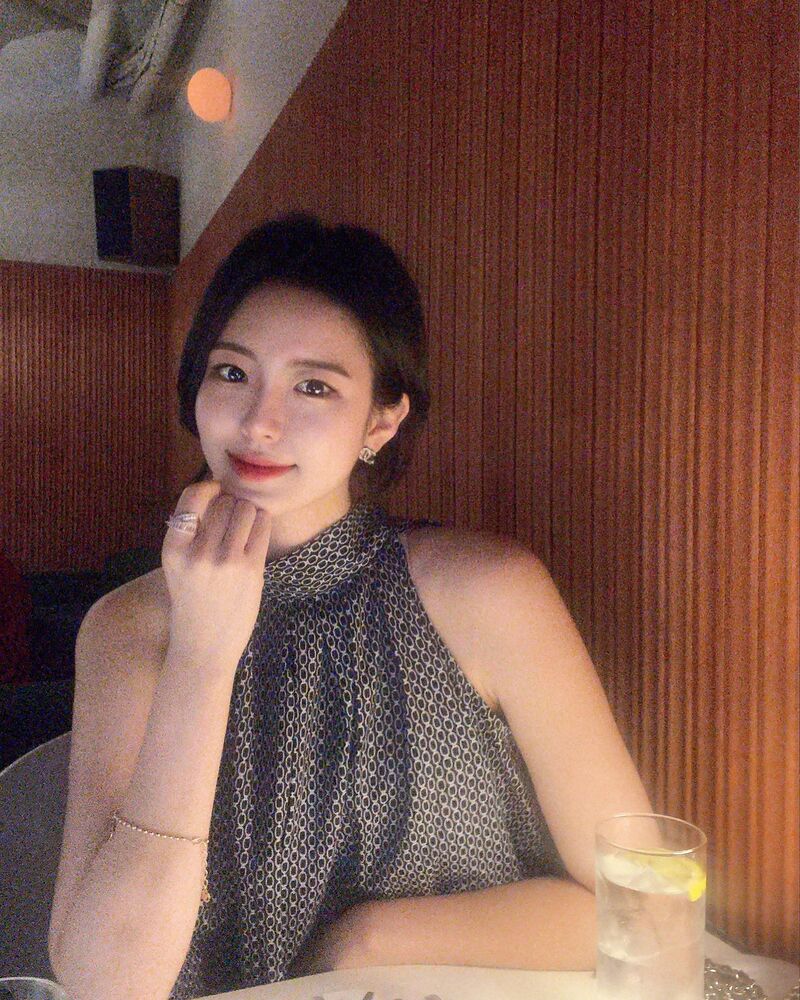 thumb.jpeg-15.jpg